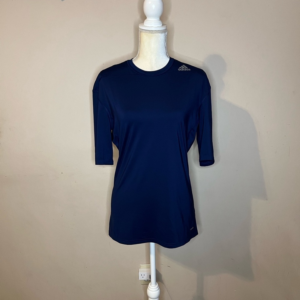 ⭐️Adidas TechFit Navy Blue T-Shirt - Picture 2 of 9